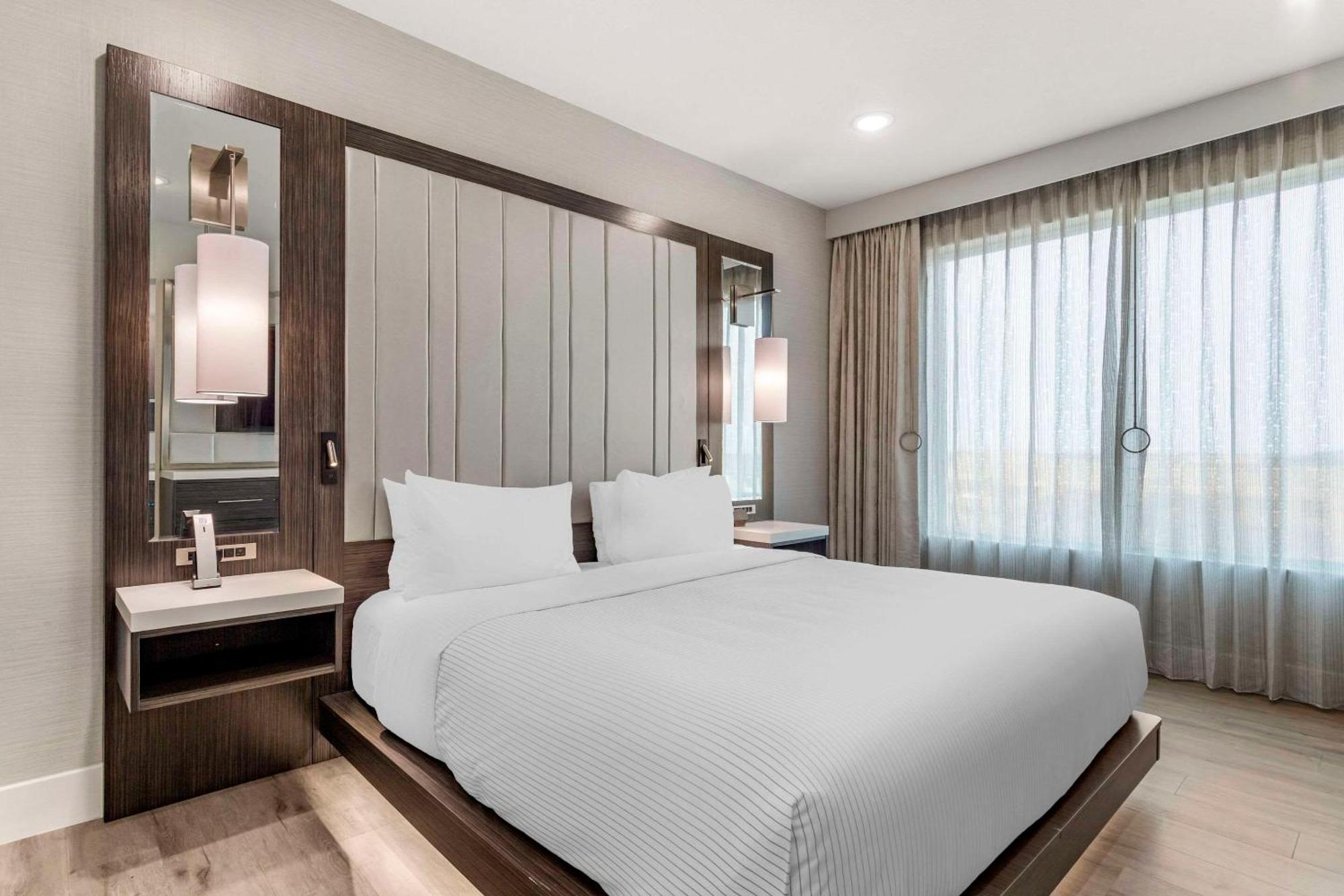 Cambria Hotel Austin Uptown Near The Domain מראה חיצוני תמונה