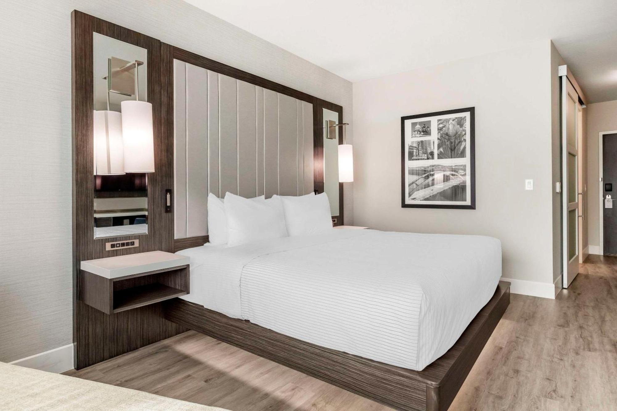 Cambria Hotel Austin Uptown Near The Domain מראה חיצוני תמונה