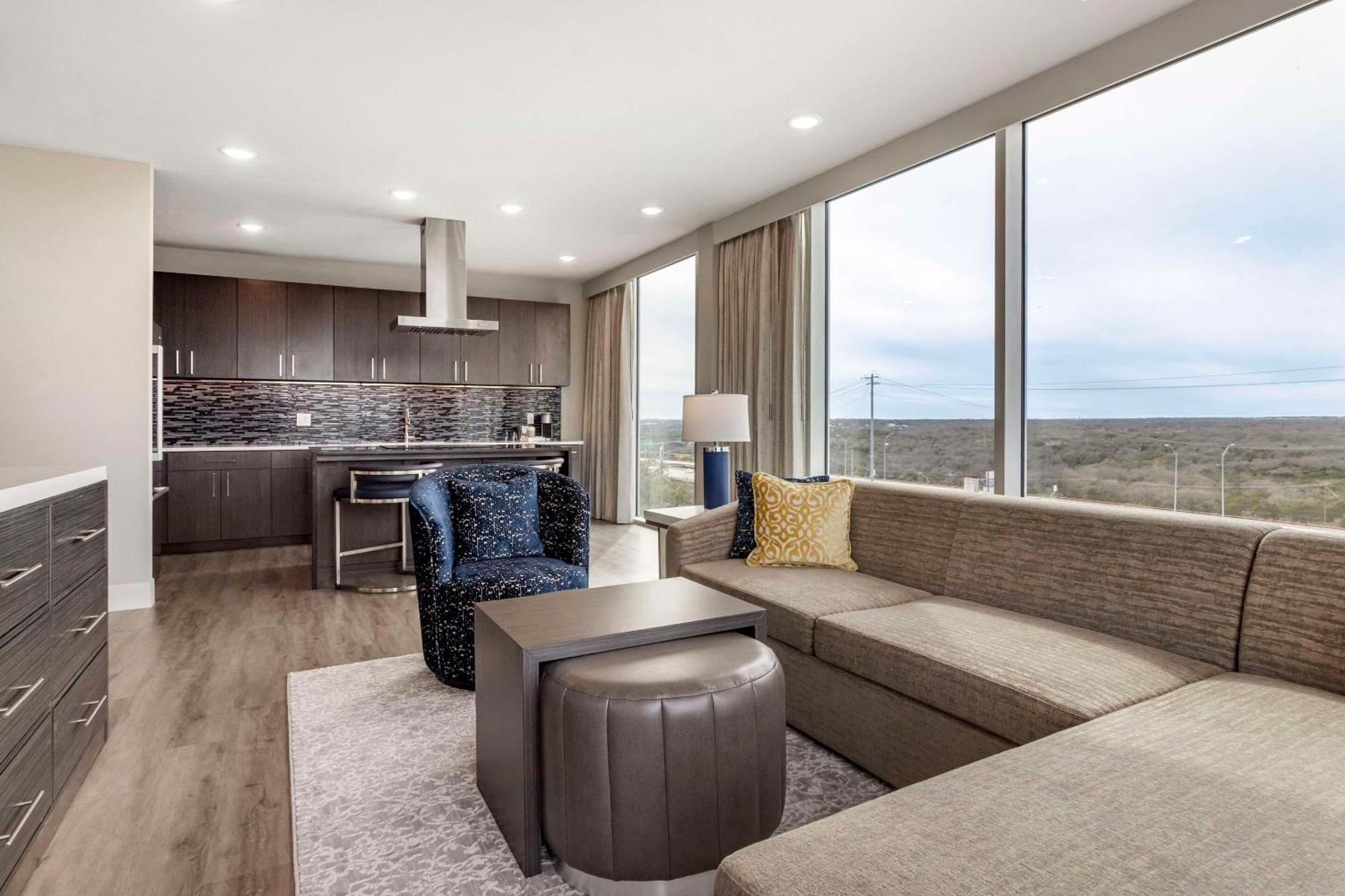 Cambria Hotel Austin Uptown Near The Domain מראה חיצוני תמונה