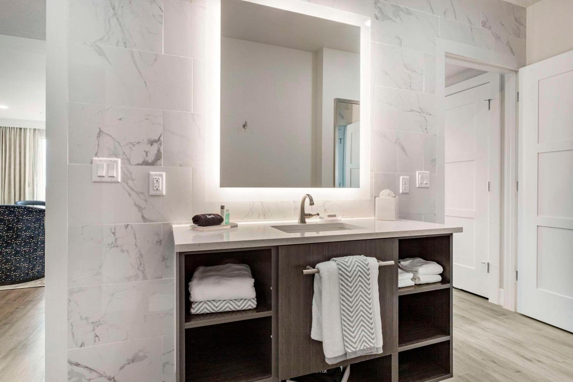 Cambria Hotel Austin Uptown Near The Domain מראה חיצוני תמונה